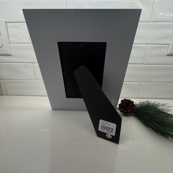 Silver Sparkle Snowflake Frame 8x10 fits 5x7 Photo - Picture 10 of 12